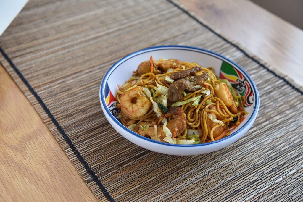 hội thoại: con muốn ăn mì